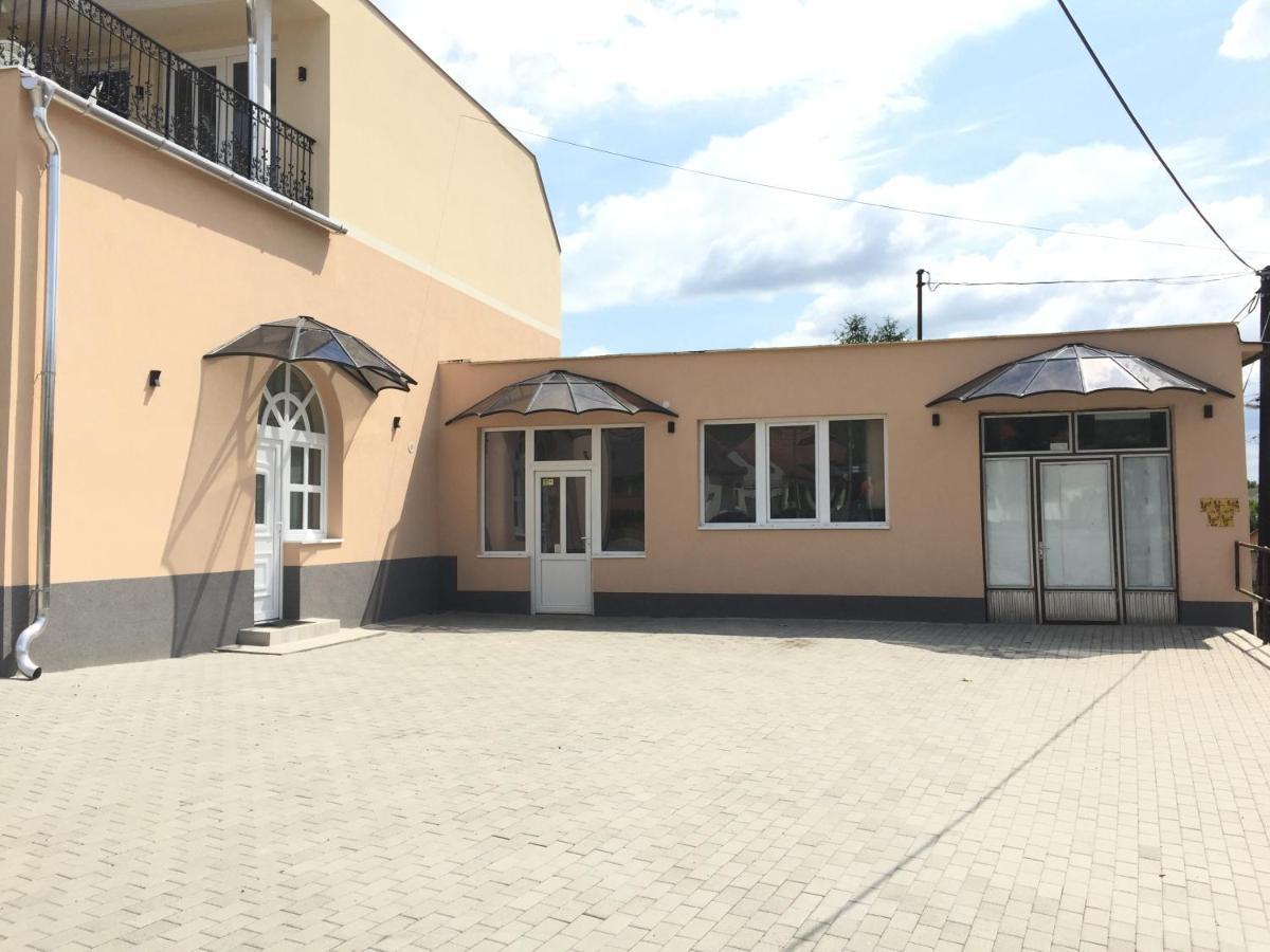 Patavar Panzio Etterem Gyongyospata Zewnętrze zdjęcie