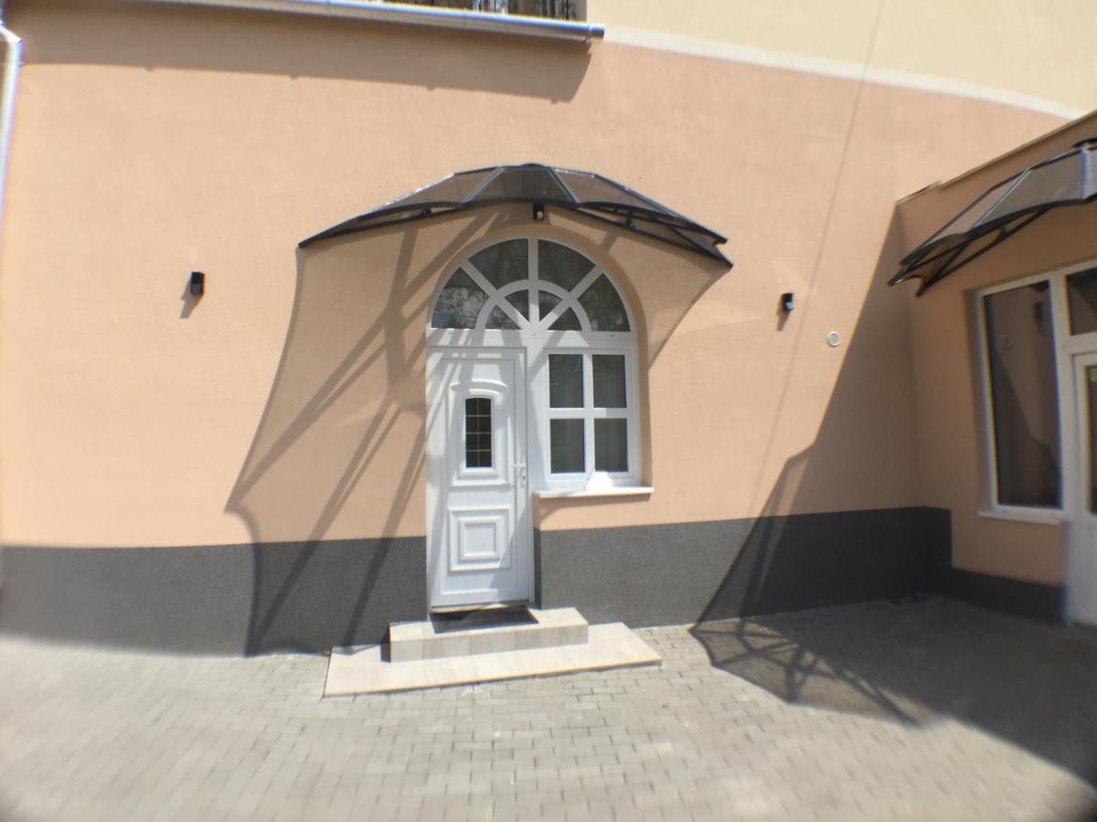 Patavar Panzio Etterem Gyongyospata Zewnętrze zdjęcie